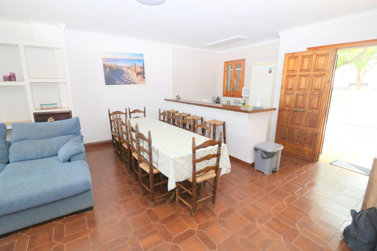 Peni 168A - Belle Maison Avec Piscine เอมปูเรียบราบา ภายนอก รูปภาพ