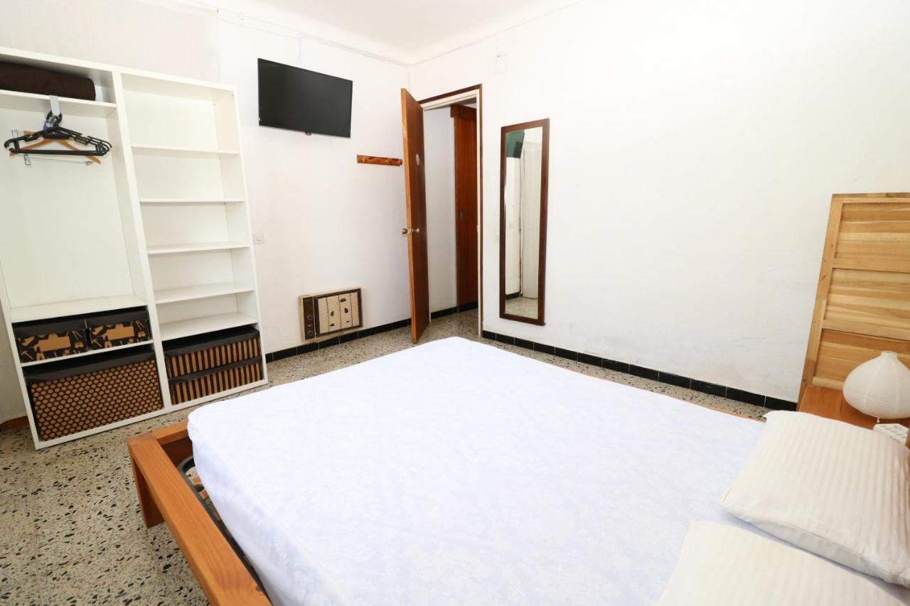 Peni 168A - Belle Maison Avec Piscine เอมปูเรียบราบา ภายนอก รูปภาพ