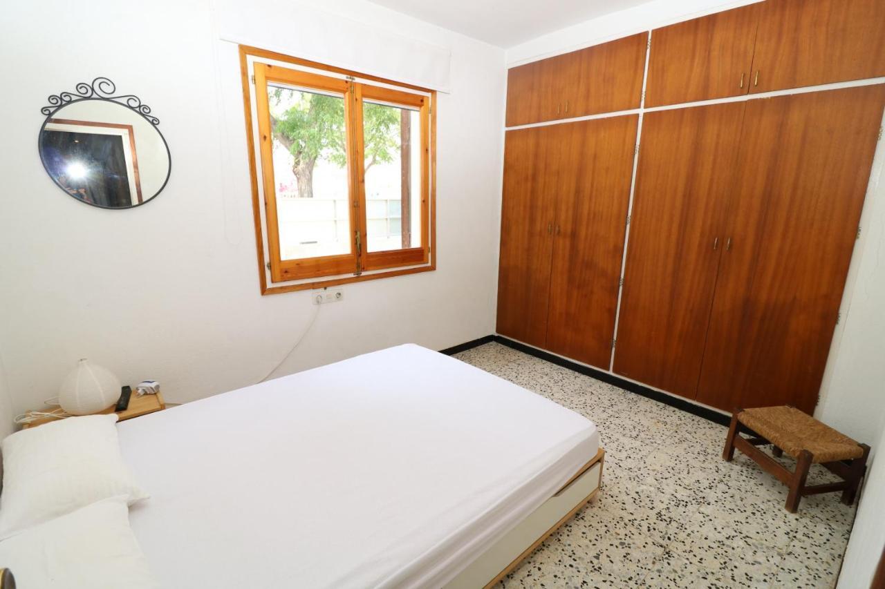 Peni 168A - Belle Maison Avec Piscine เอมปูเรียบราบา ภายนอก รูปภาพ