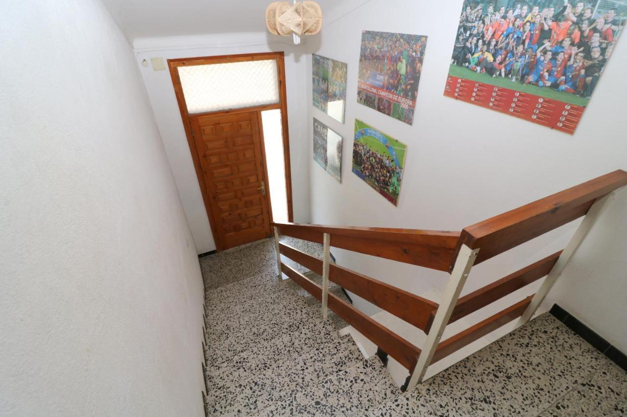 Peni 168A - Belle Maison Avec Piscine เอมปูเรียบราบา ภายนอก รูปภาพ